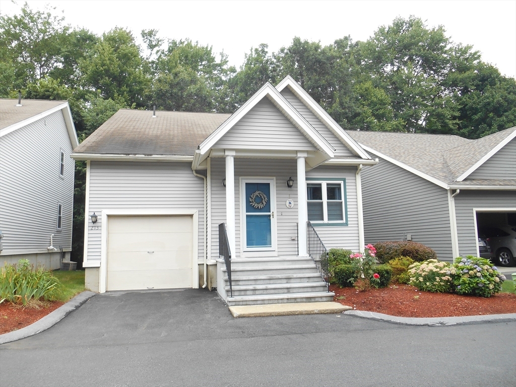 Property Photo:  213 Weatherstone Drive 213  MA 01604 