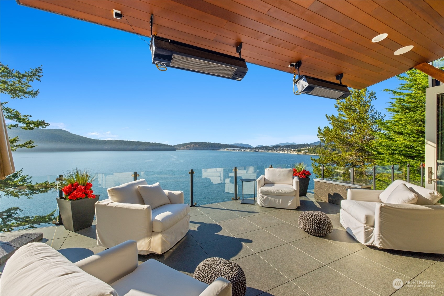 Property Photo:  11272  Marine Lane  WA 98221 