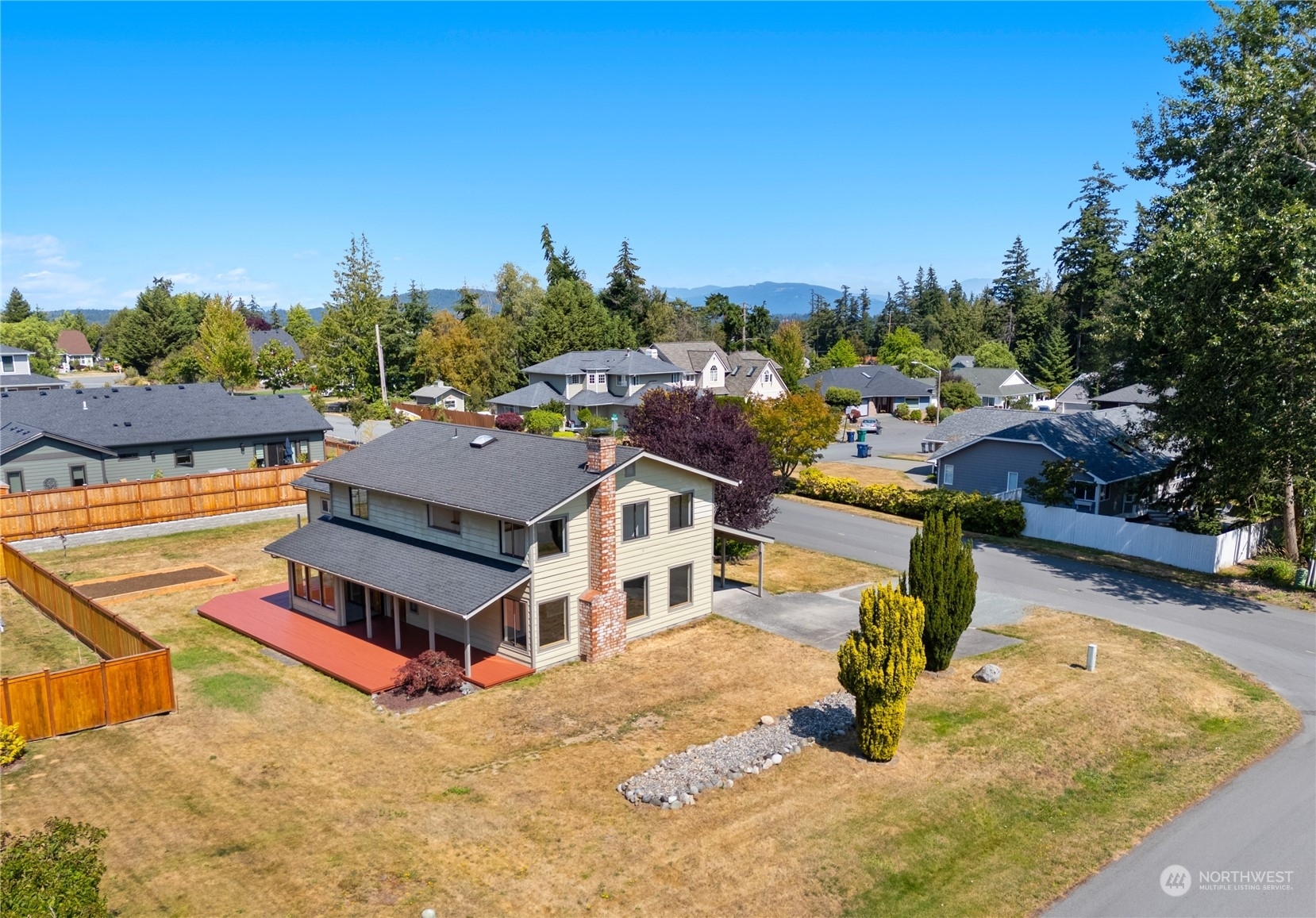 Property Photo:  2718 B Avenue  WA 98221 