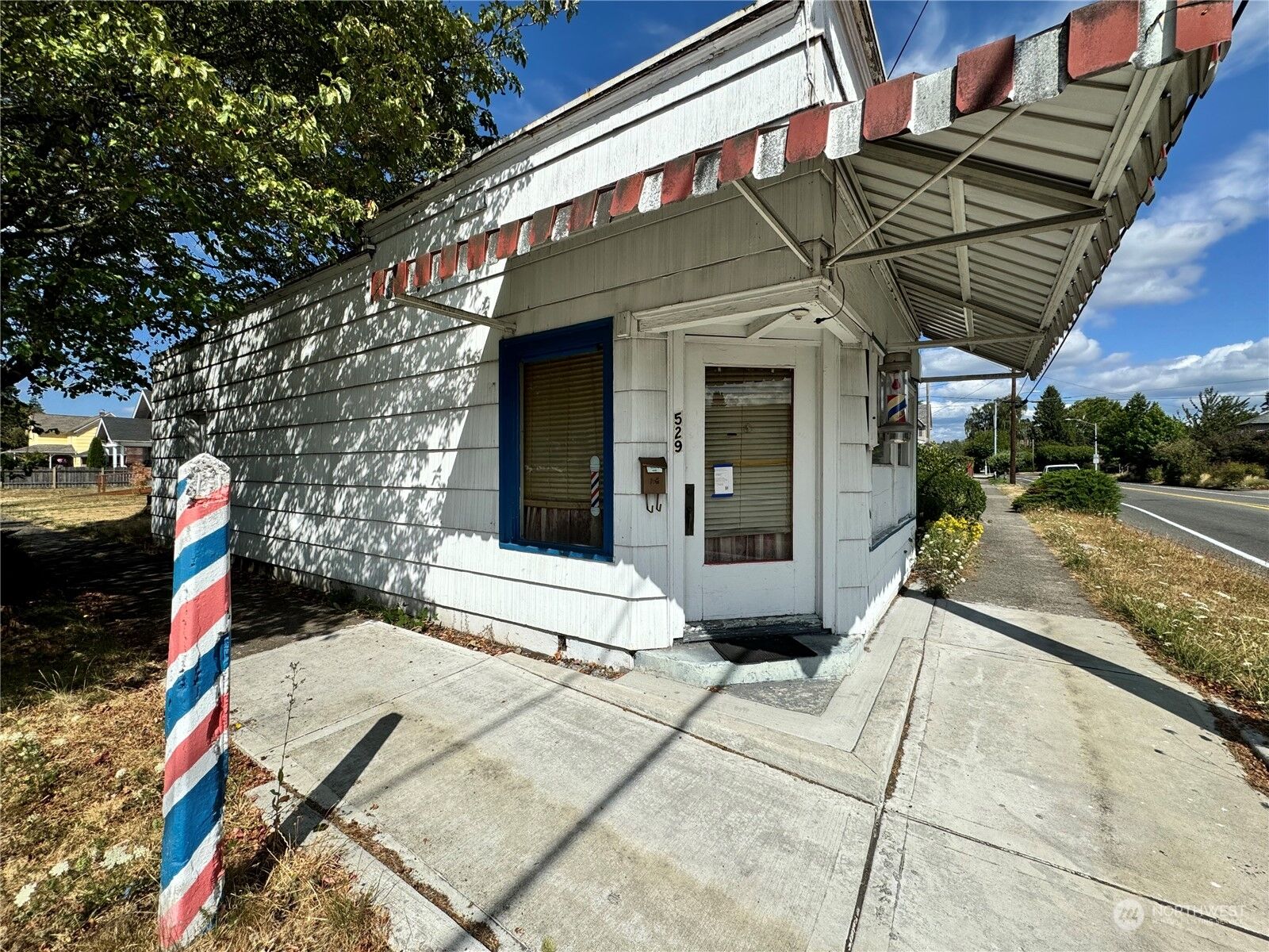 Property Photo: 529 W 1st Street WA 98531