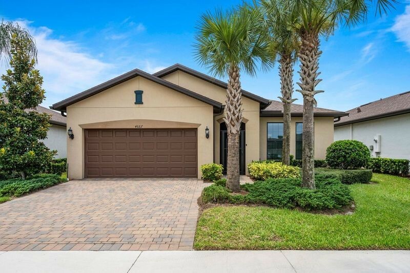 Property Photo:  4667 Ibis Road  FL 32967 