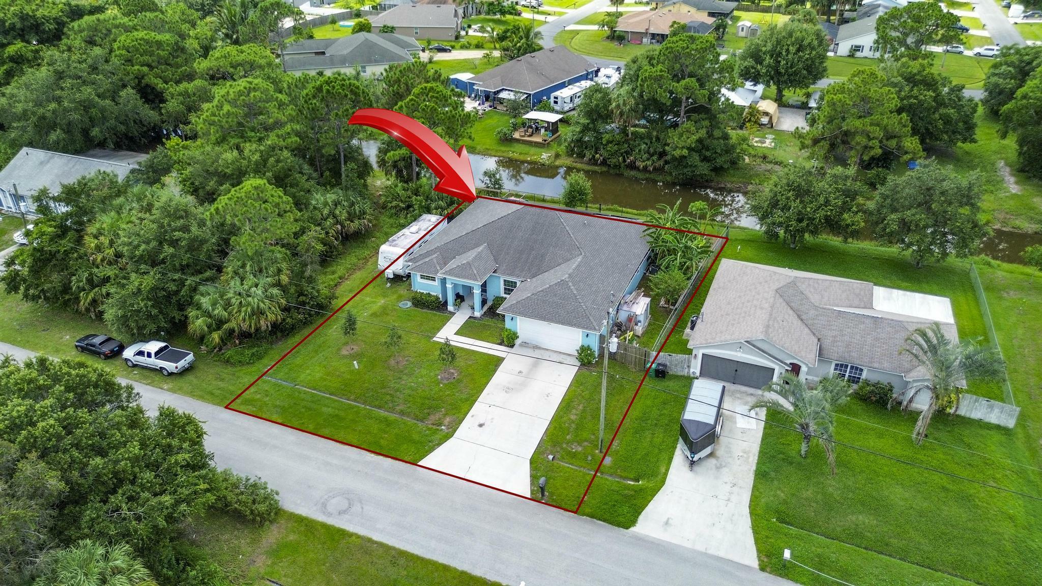 Property Photo:  1326 SW Granville Avenue  FL 34953 