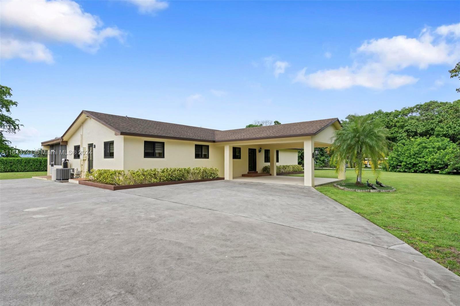 Property Photo:  18250 SW 202nd St  FL 33187 