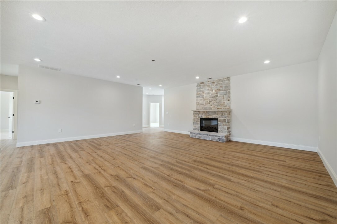 Property Photo:  1167 Valley Club Drive  PA 15642 