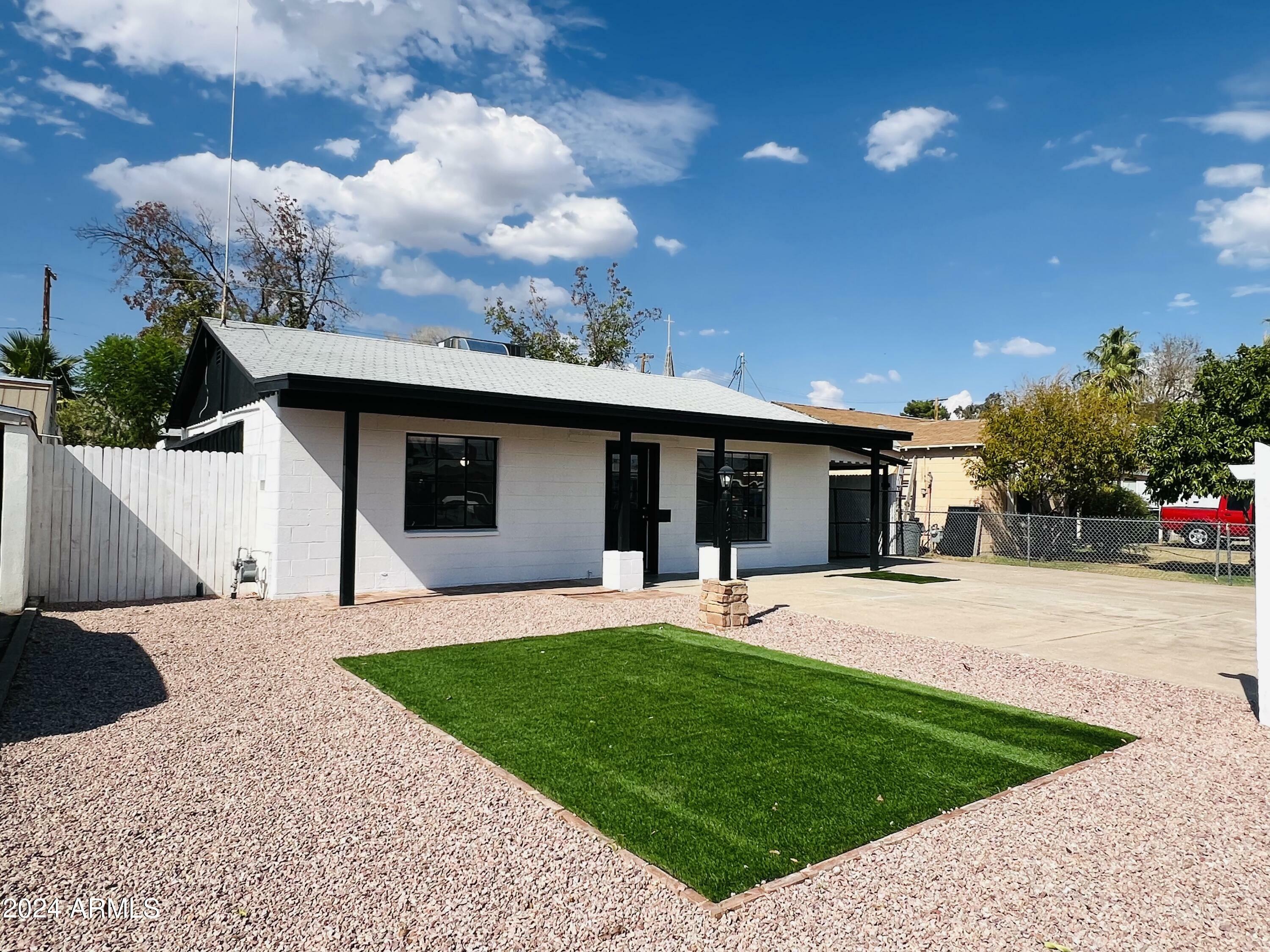 Property Photo:  630 W 1st Street  AZ 85201 