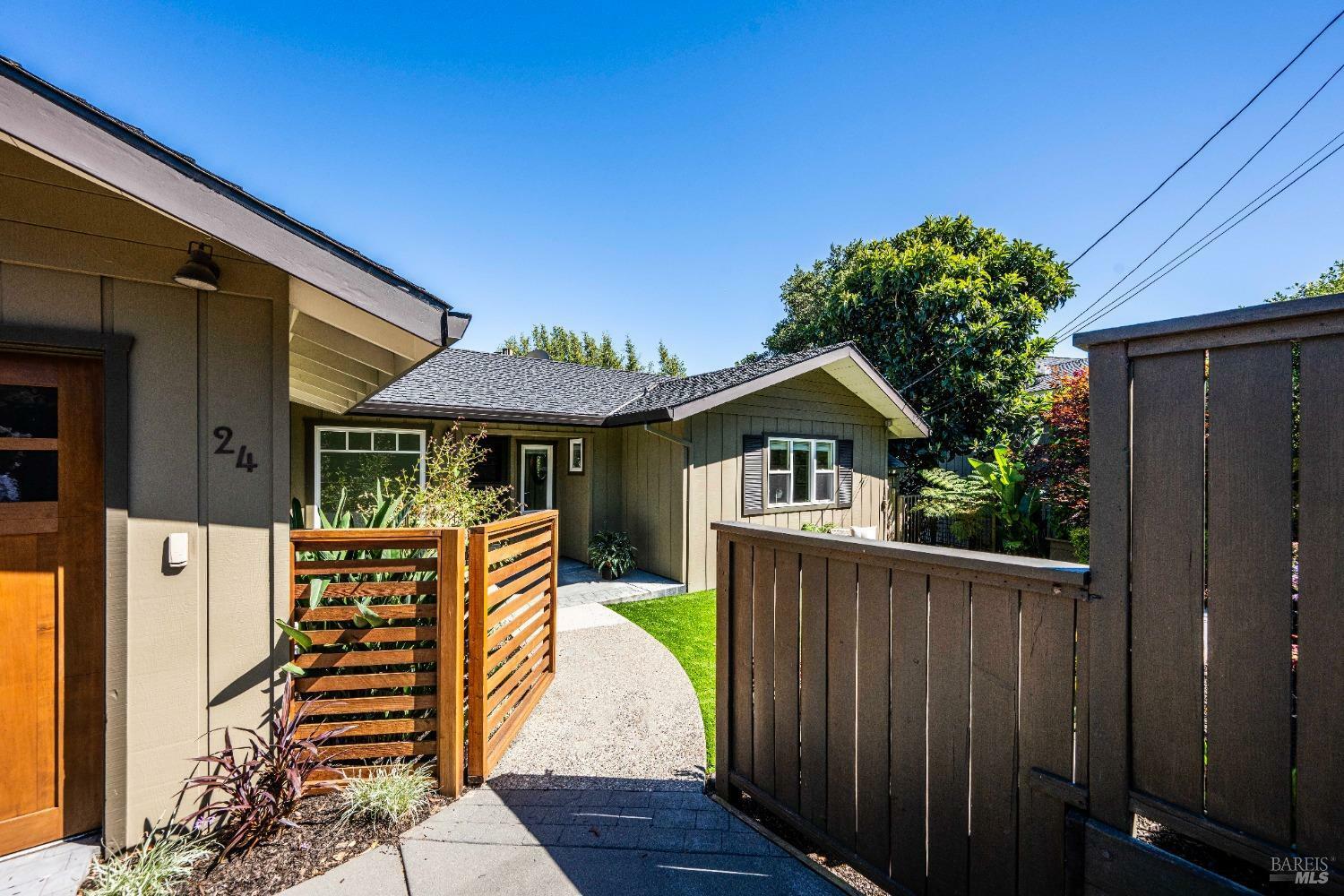 Property Photo:  24 Midhill Drive  CA 94941 