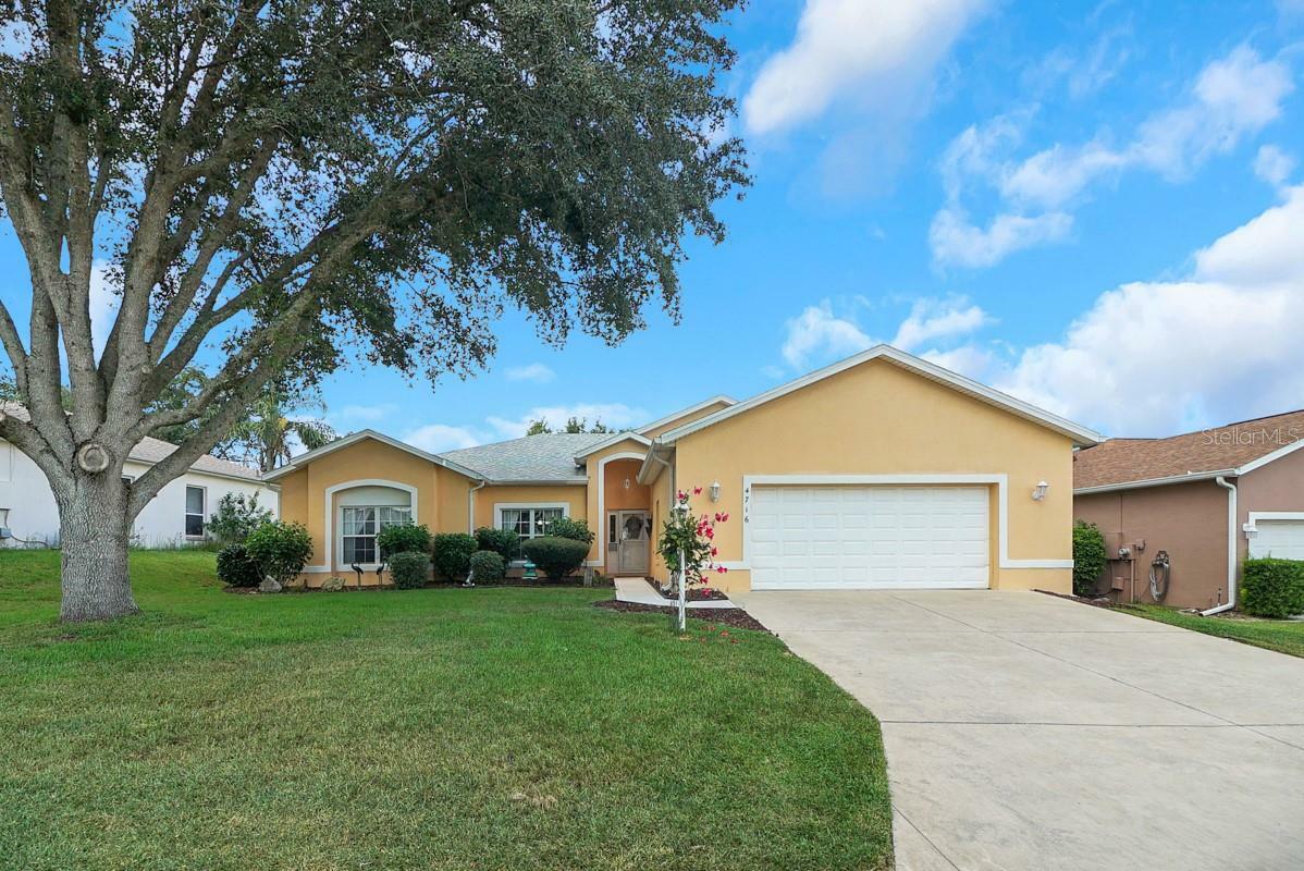 Property Photo:  4716 Sawgrass Lake Circle  FL 34748 