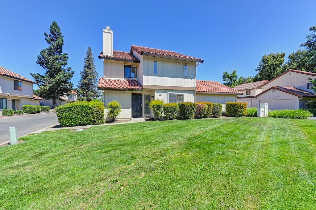 Property Photo:  6886 Calvine Road  CA 95823 