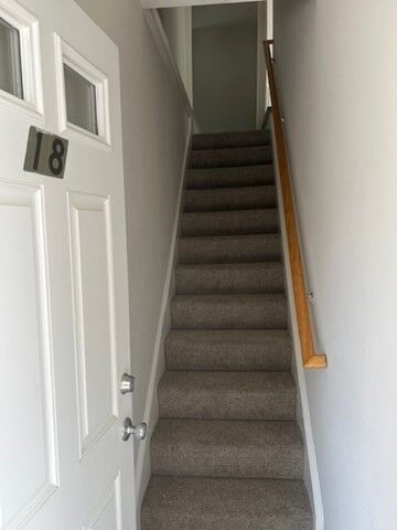 Property Photo:  18 Russell Terrace 18  MA 02478 