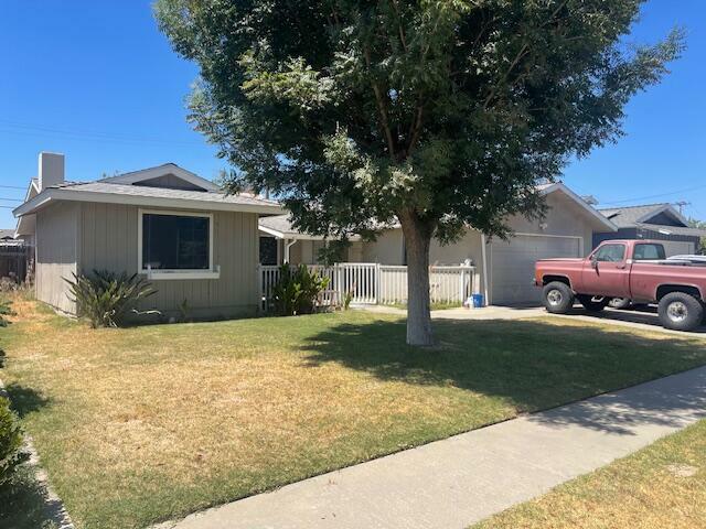 Property Photo:  2056 Neill Way  CA 93230 