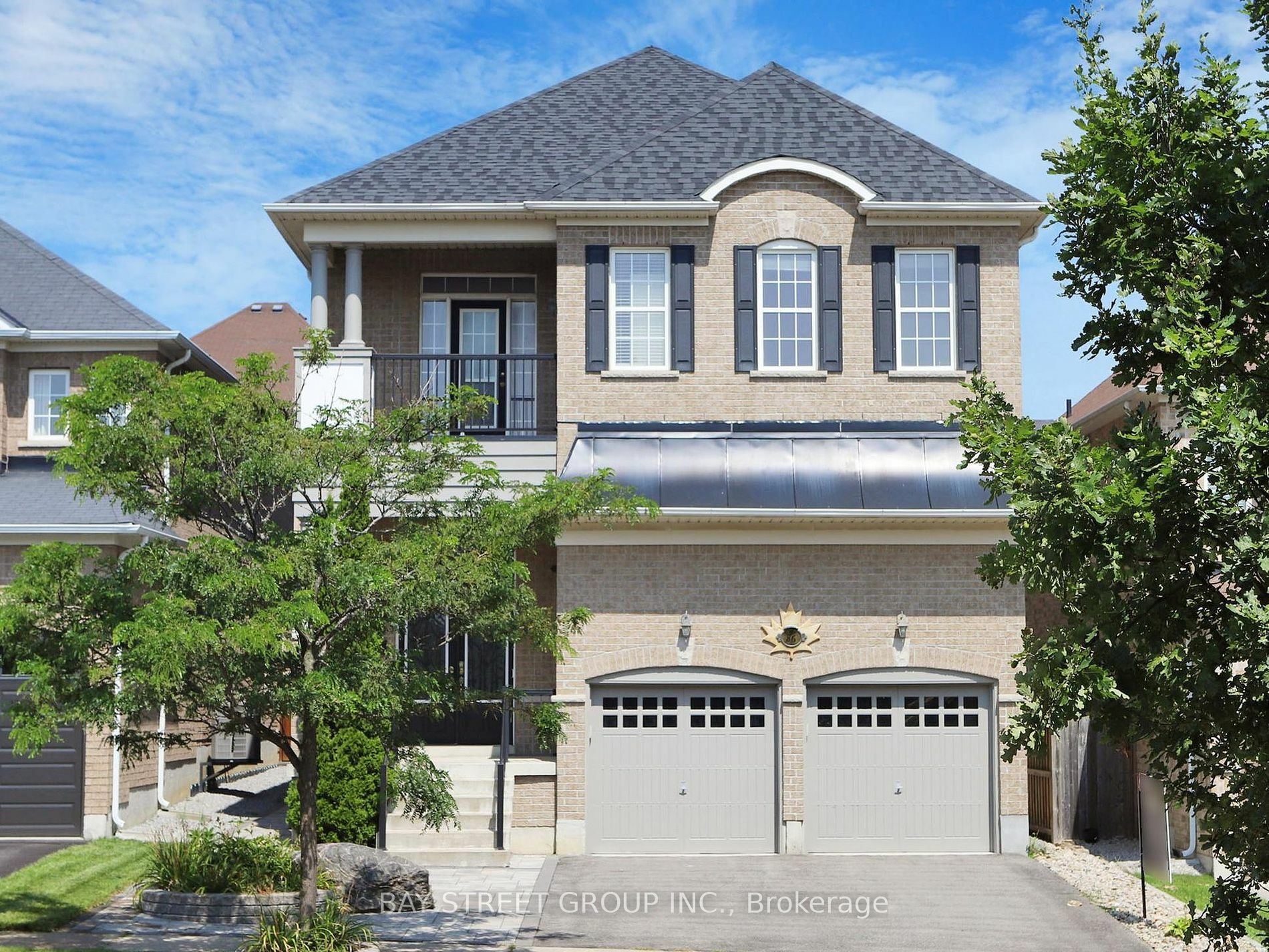 Property Photo:  86 Barletta Dr  ON L6A 4H5 