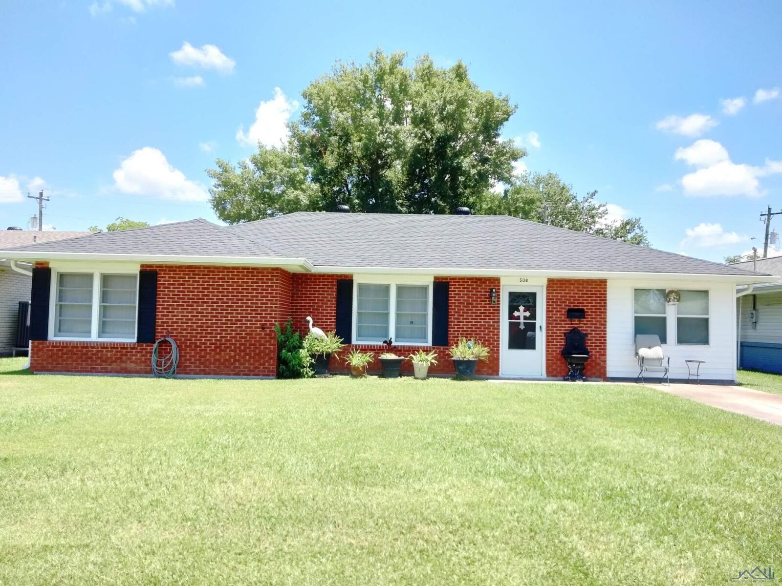 Property Photo:  508 Forest  LA 70360