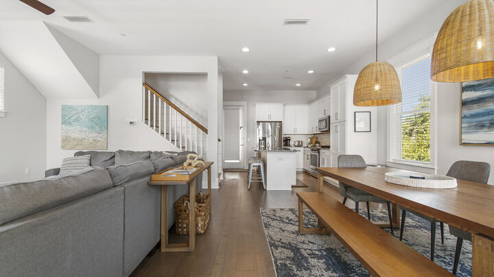 Property Photo: 61 Charming Way FL 32459