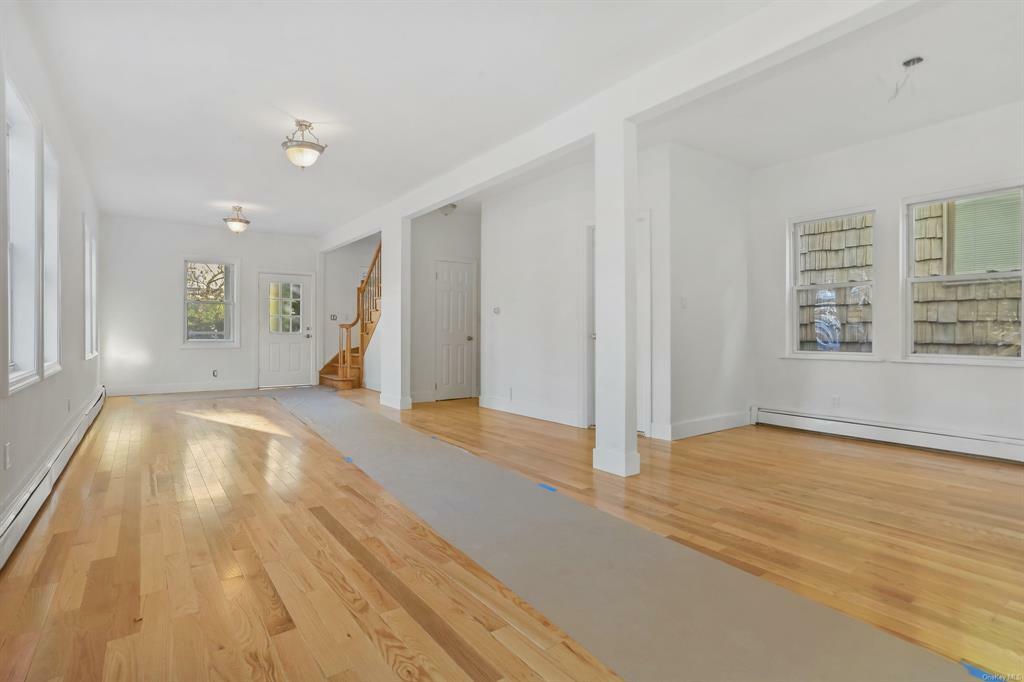 Property Photo:  503 Minnieford Avenue  NY 10464 