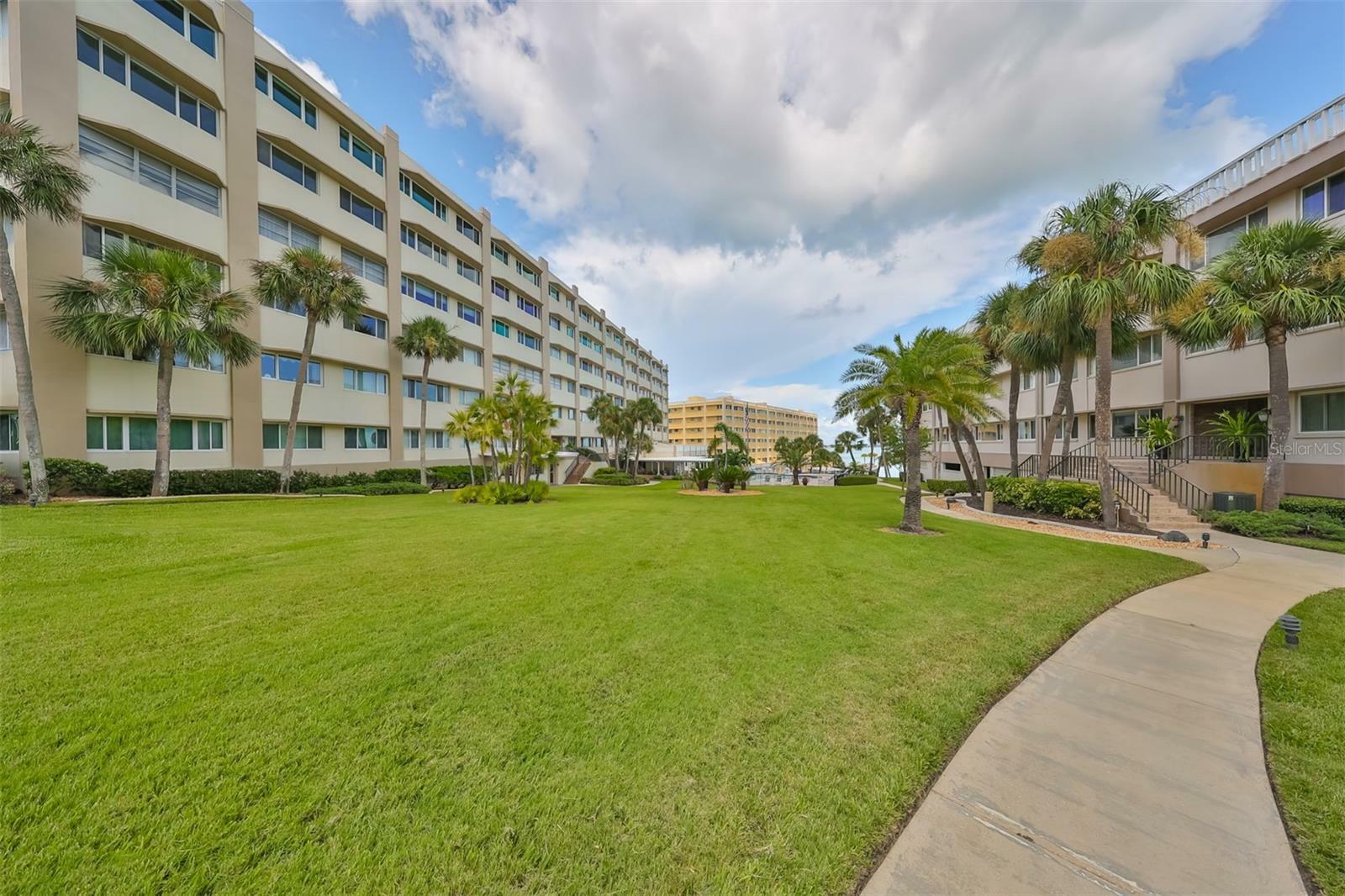 Property Photo:  100 Bluff View Drive 303A  FL 33770 