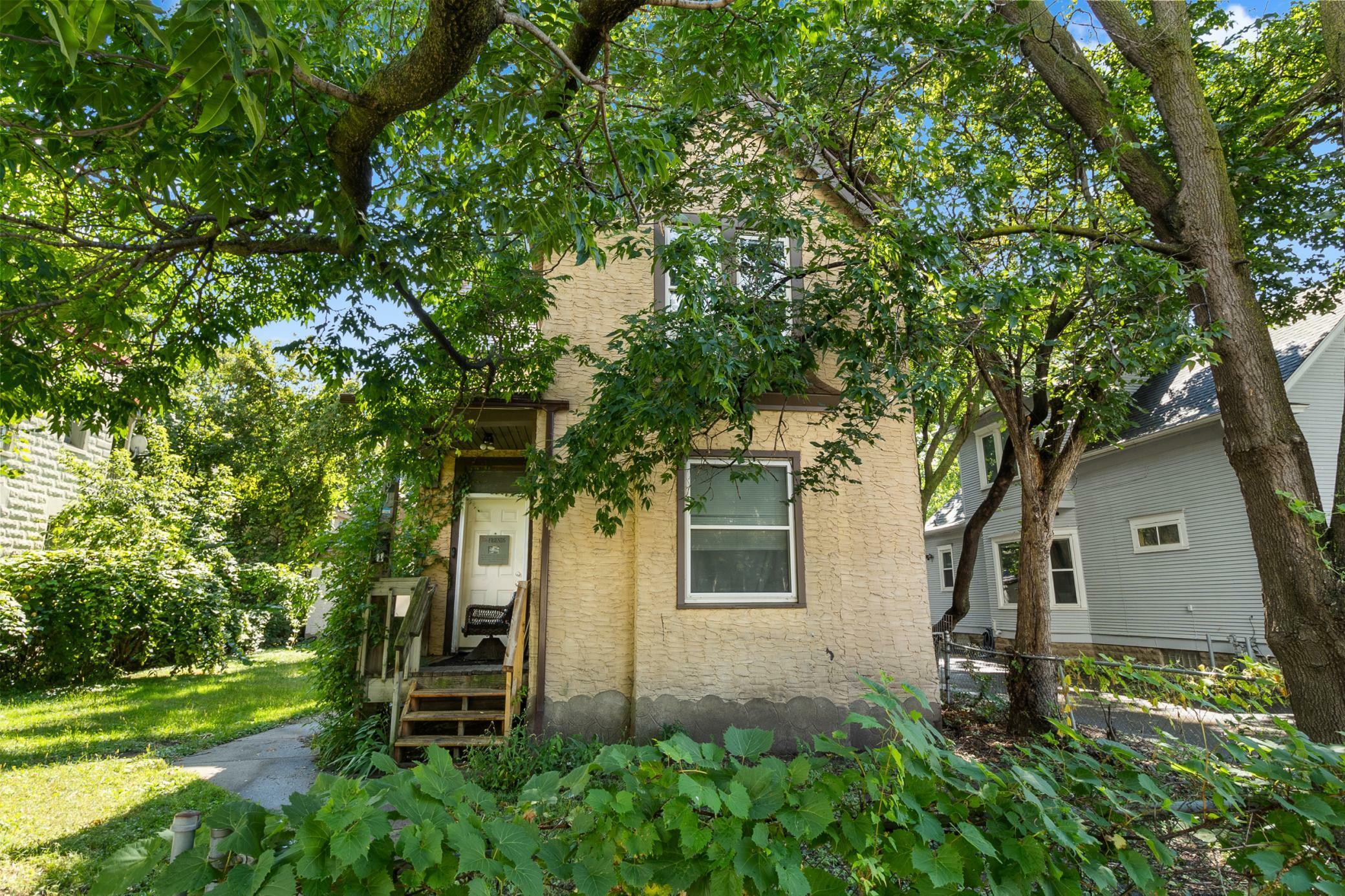 Property Photo:  292-294 Thomas Avenue  MN 55103 