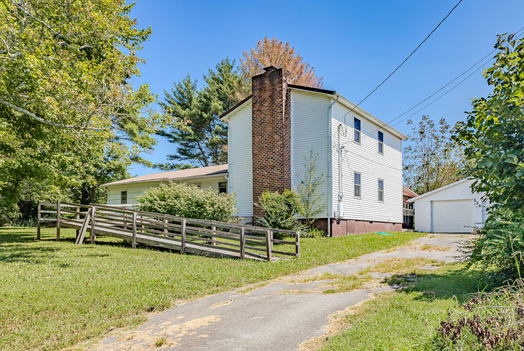 Property Photo:  556 County Road 249  TN 37303 