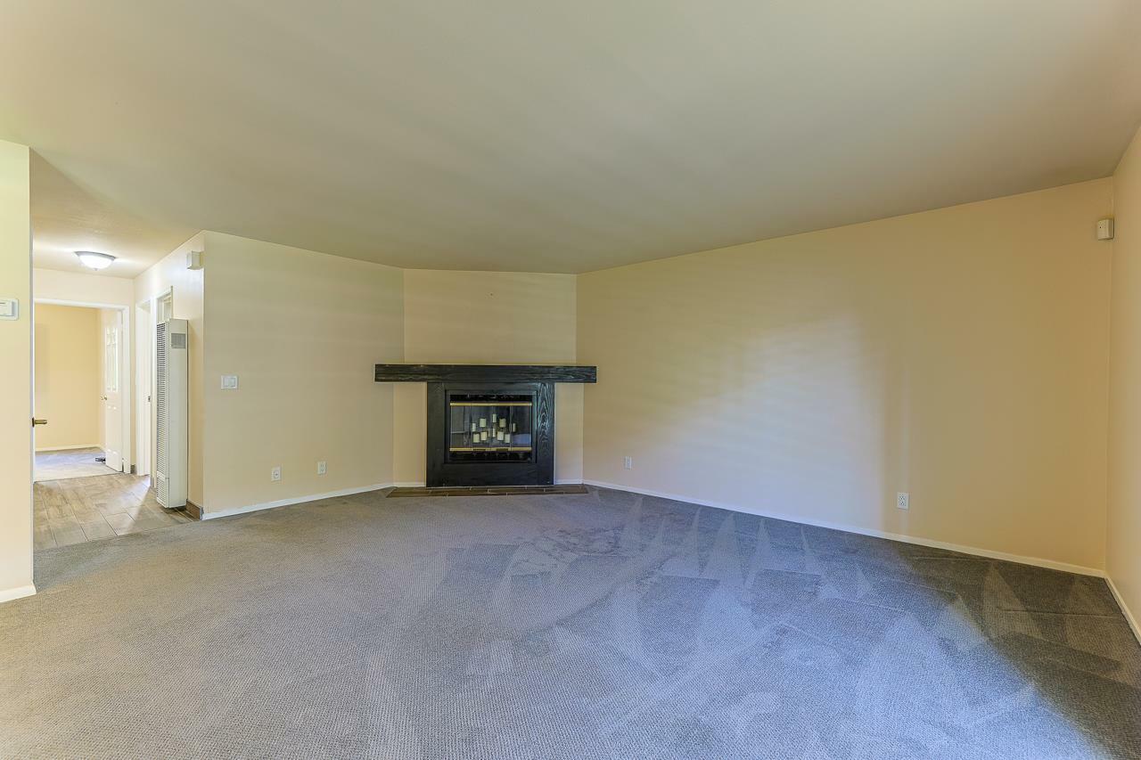 Property Photo:  34 West San Joaquin Street 5  CA 93901 