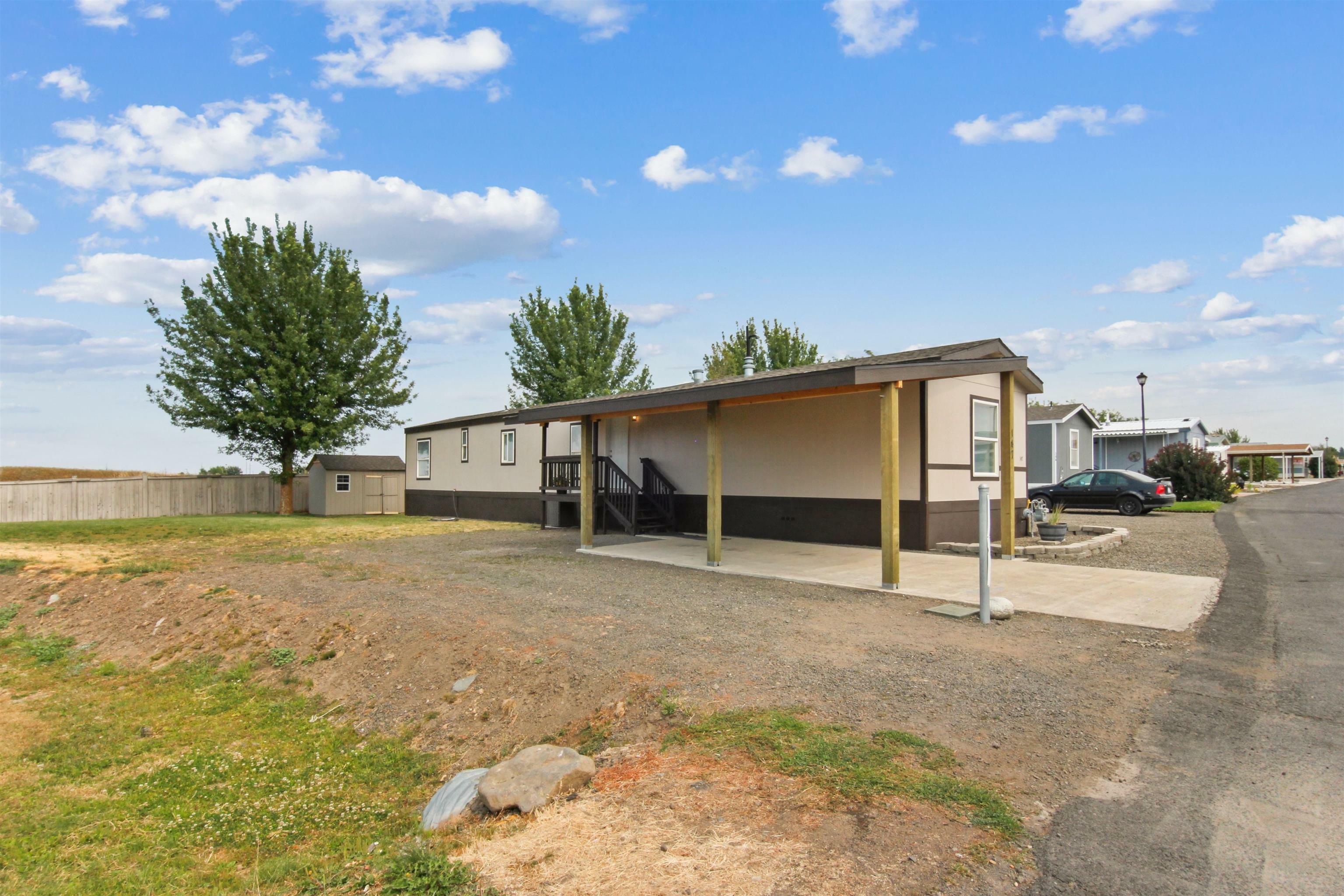 Property Photo:  10510 W Richland Rd Unit 147  WA 99004 