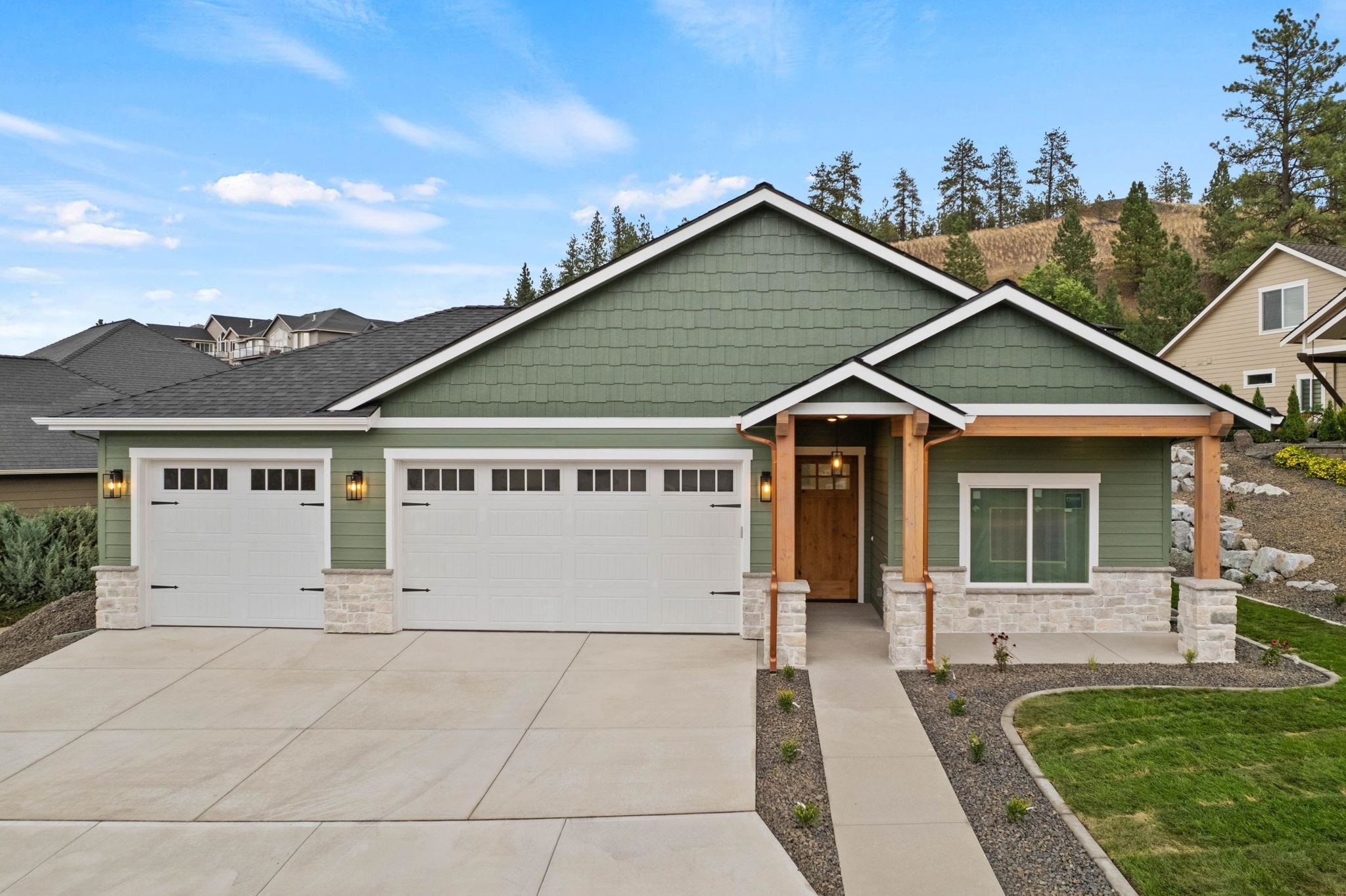 Property Photo:  13518 N Copper Canyon Ln  WA 99208 