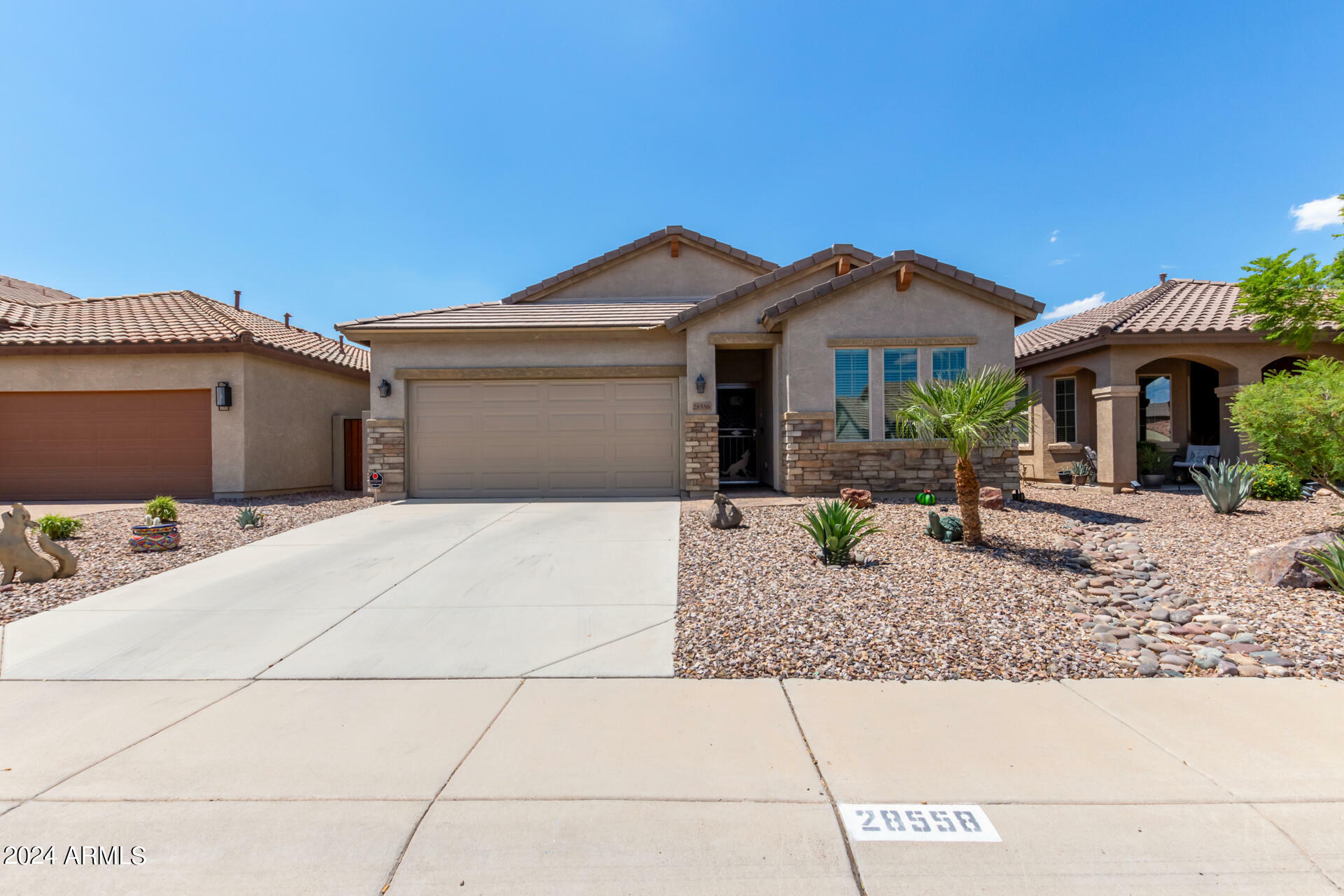 Property Photo:  28558 N Broken Shale Drive  AZ 85143 