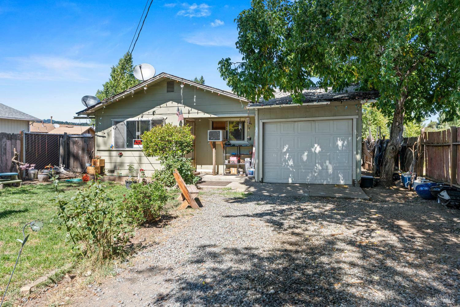 490 Della Avenue  Willits CA 95490 photo