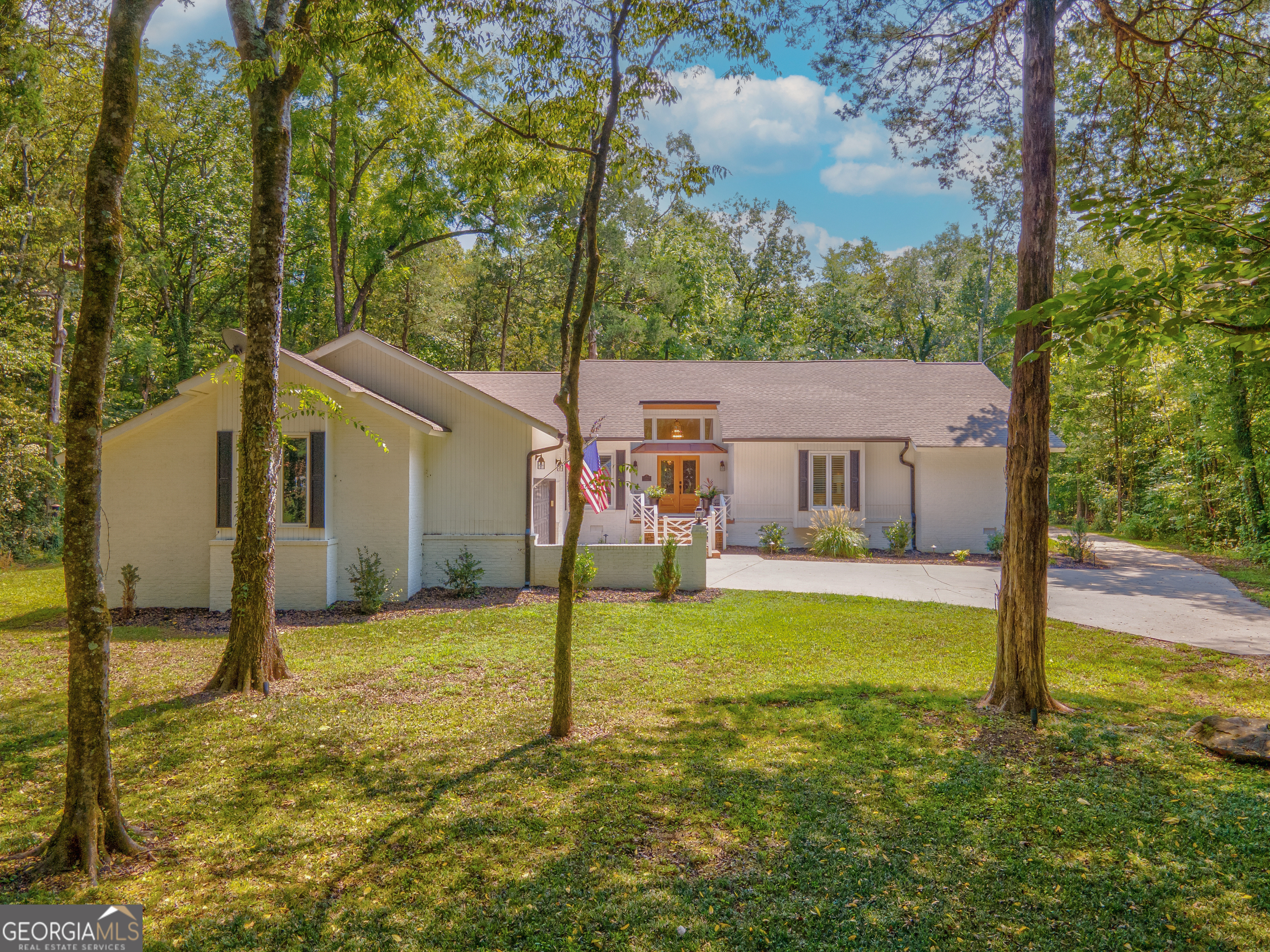 Property Photo:  125 Northside Drive  GA 30125 