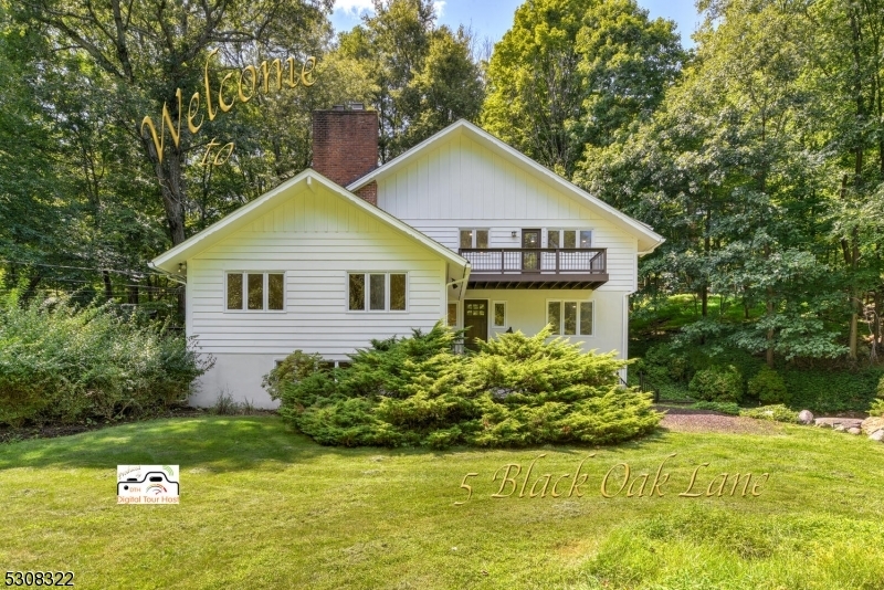 Property Photo:  5 Black Oak Ln  NJ 07405 