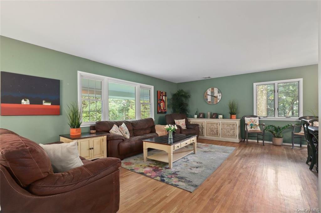 Property Photo:  23 Surrey Lane  NY 10562 