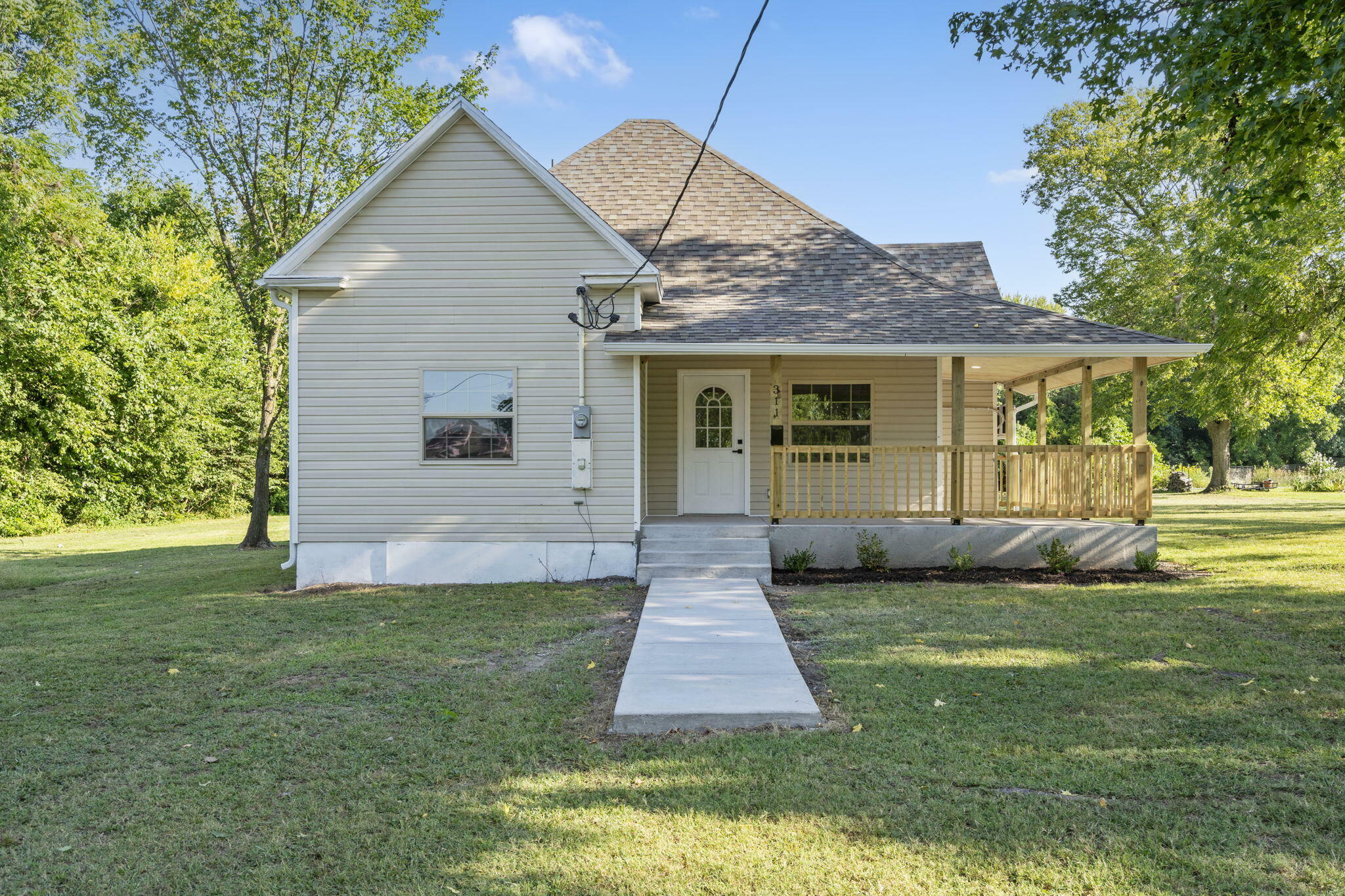 Property Photo:  311 E Cofield Street  MO 65605 