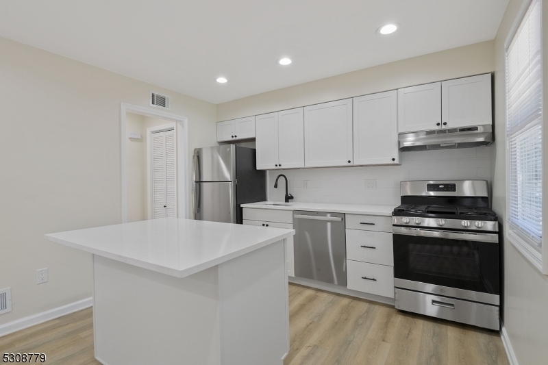 Property Photo:  335 Paterson Ave C  NJ 07073 