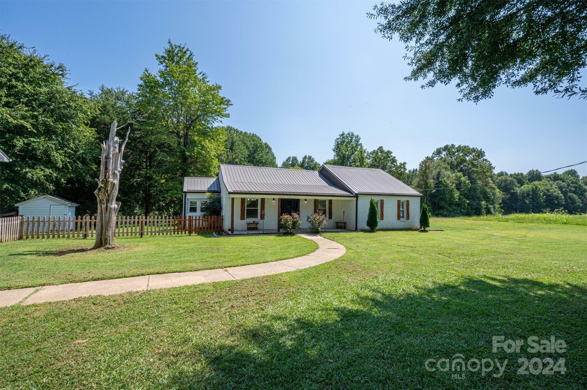 Property Photo:  6743 Clyde Wehunt Road  NC 28021 