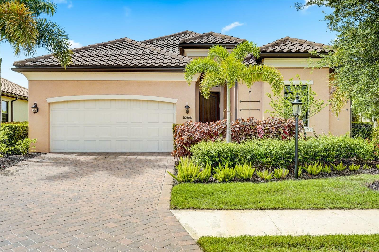 Property Photo:  16508 Hillside Circle  FL 34202 