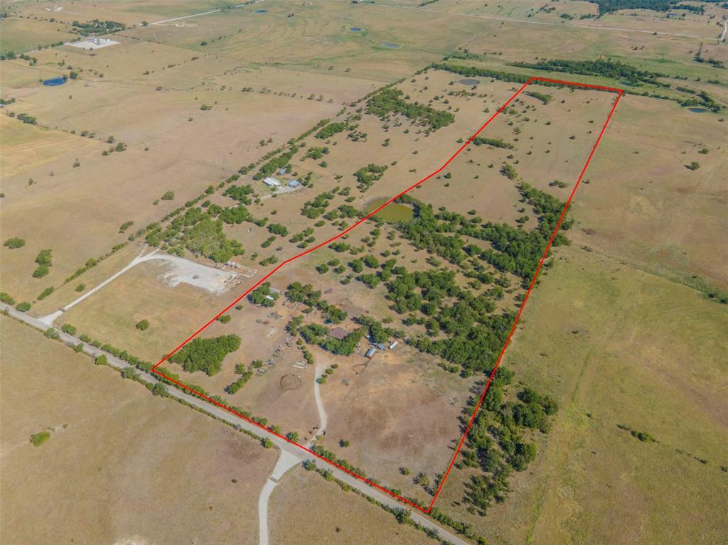 Property Photo:  1765 County Road 2937  TX 76234 