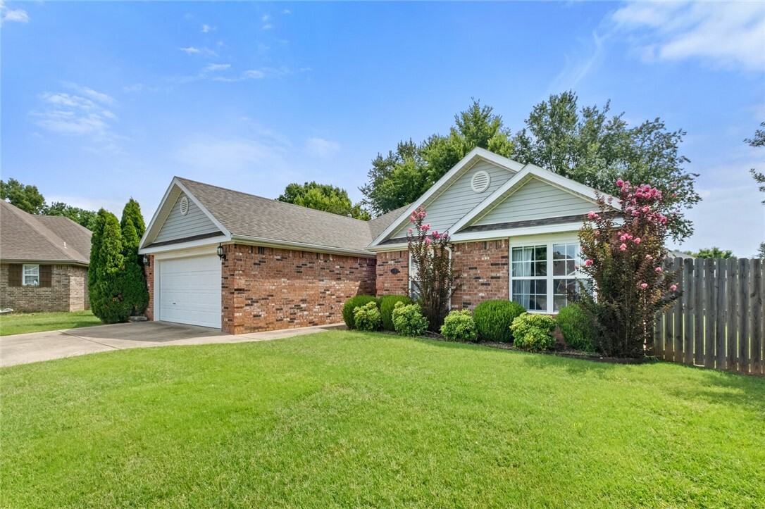 Property Photo:  561 Beca Lane  AR 72753 