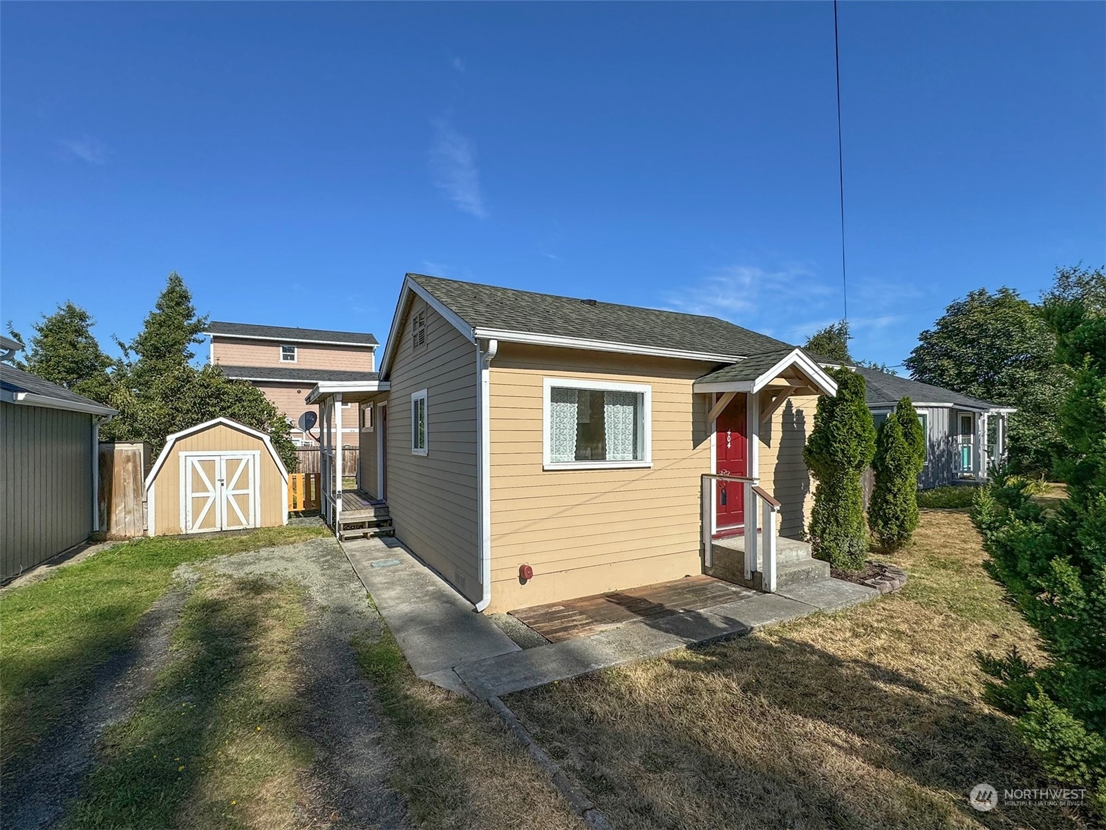 Property Photo:  404 N Ennis Street  WA 98362 