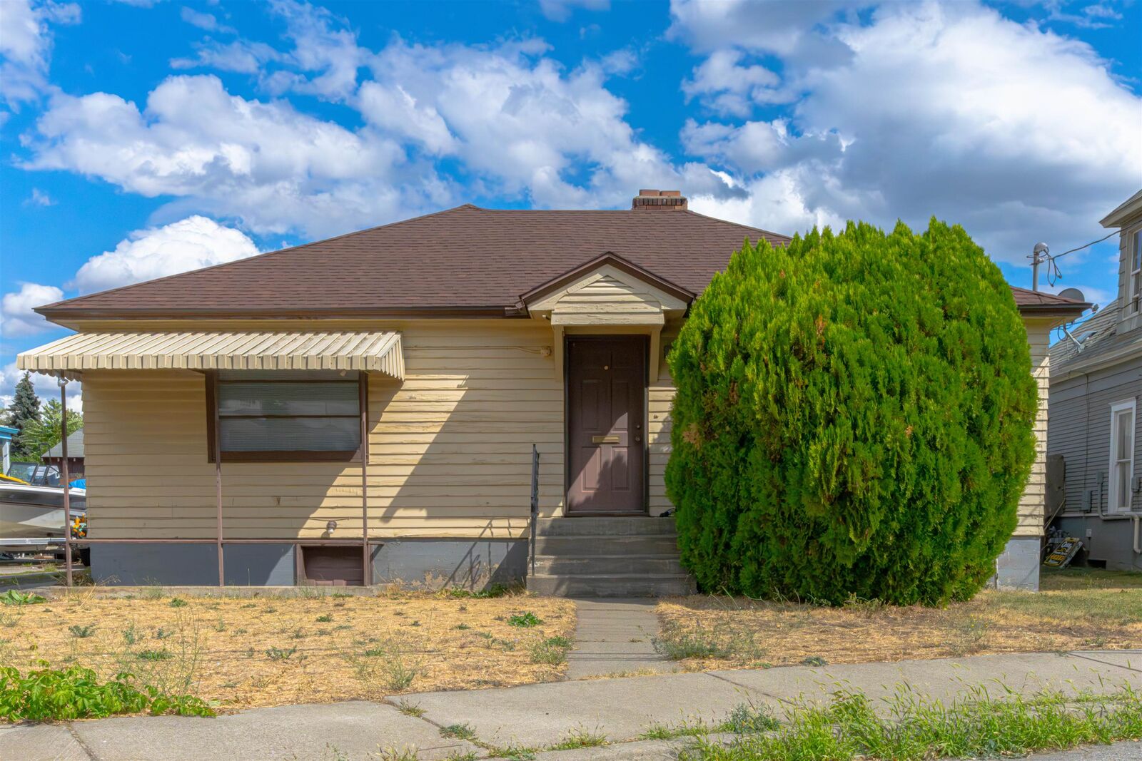 Property Photo: 2818 N Ruby St WA 99207