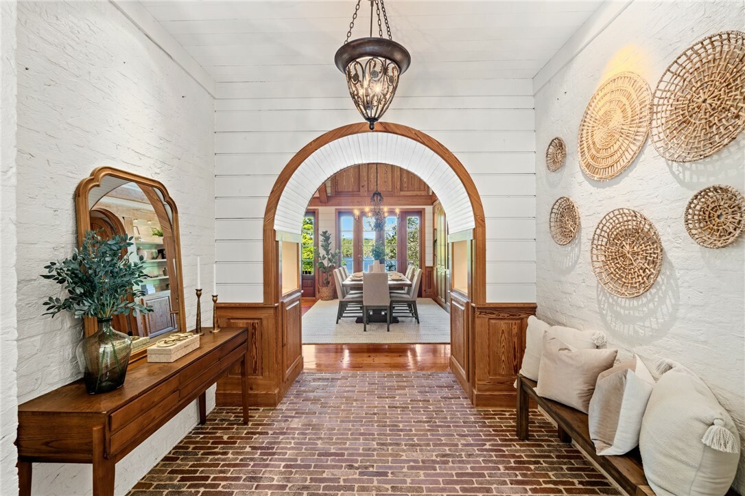 Property Photo: 604 Top Ridge Drive SC 29685