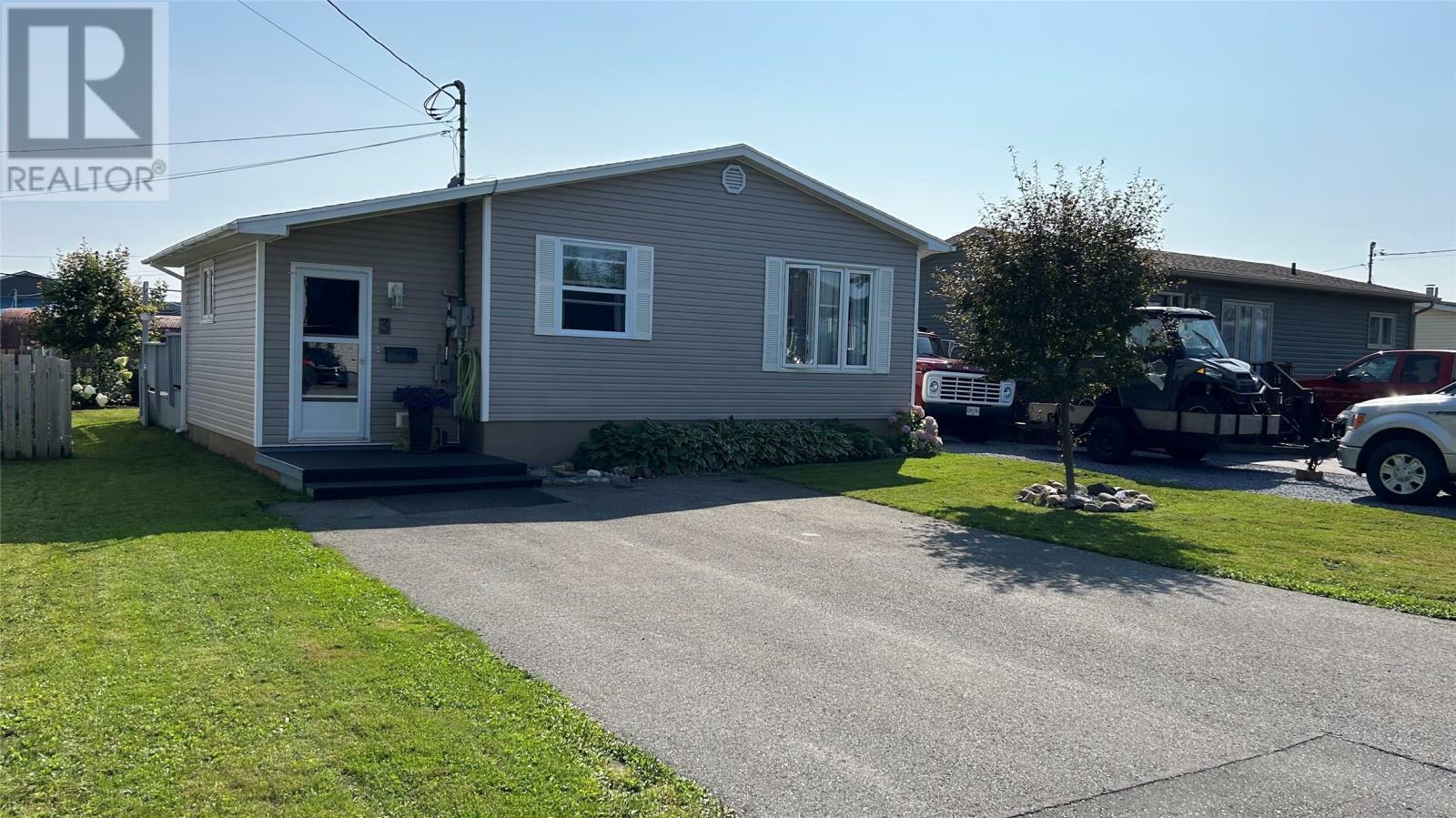 Property Photo:  3 Sunset Crescent  NL A2N 2C5 