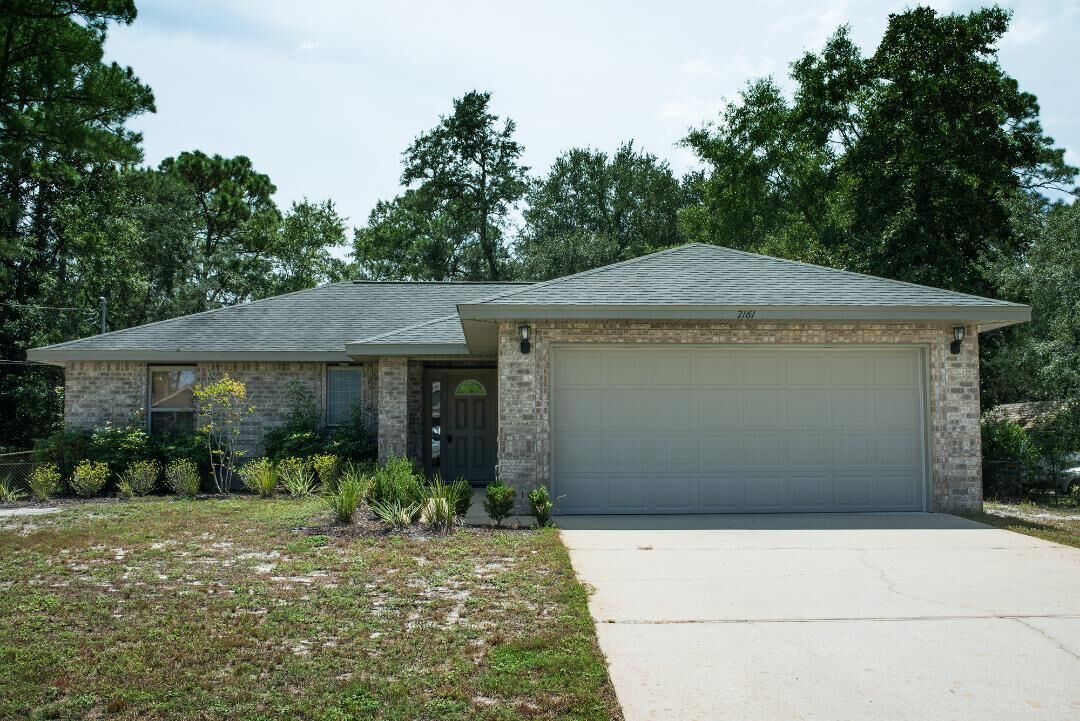 Property Photo: 7161 Blueberry Lane FL 32566