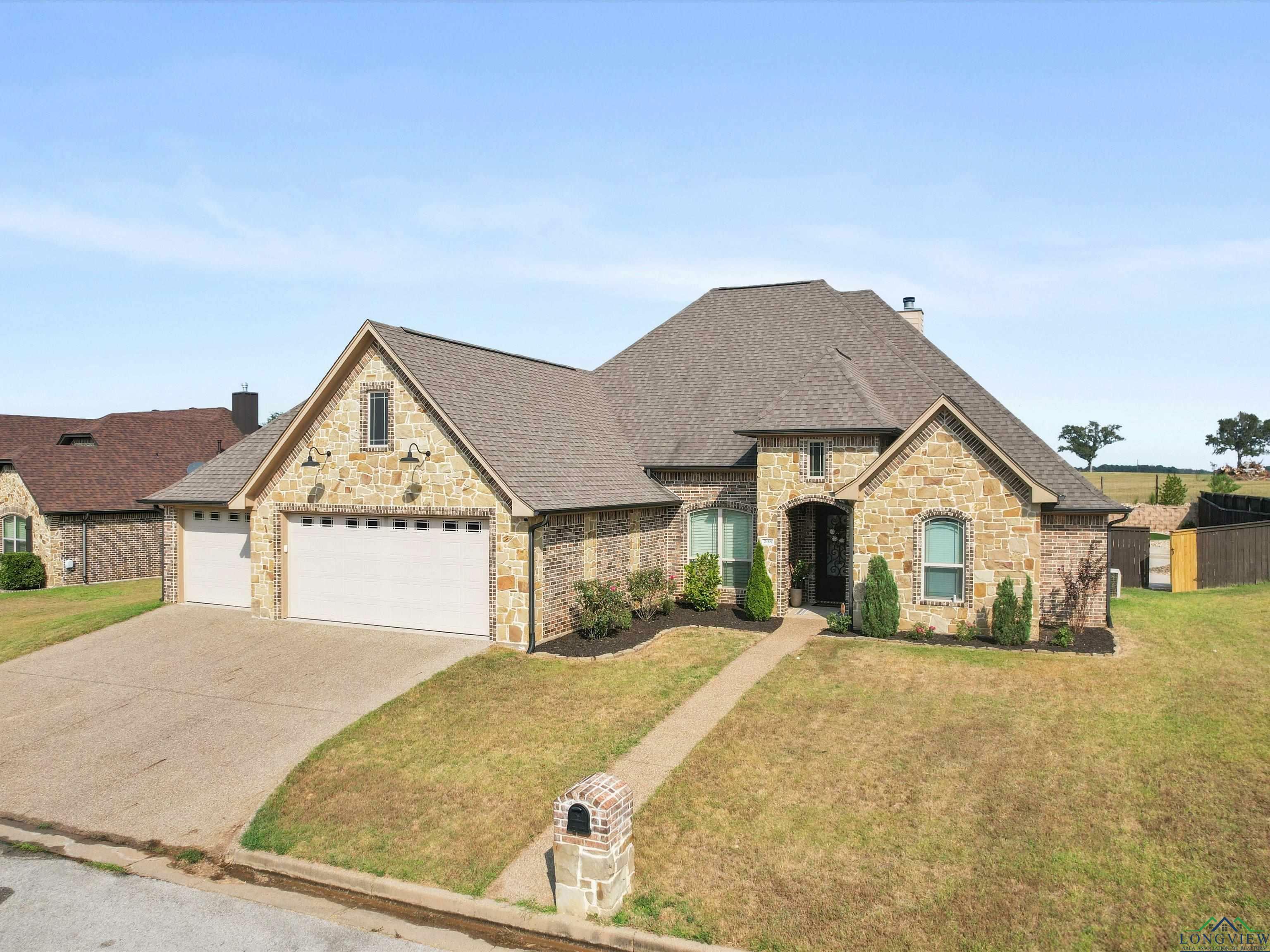 Property Photo:  208 New Braunfels  TX 75650 