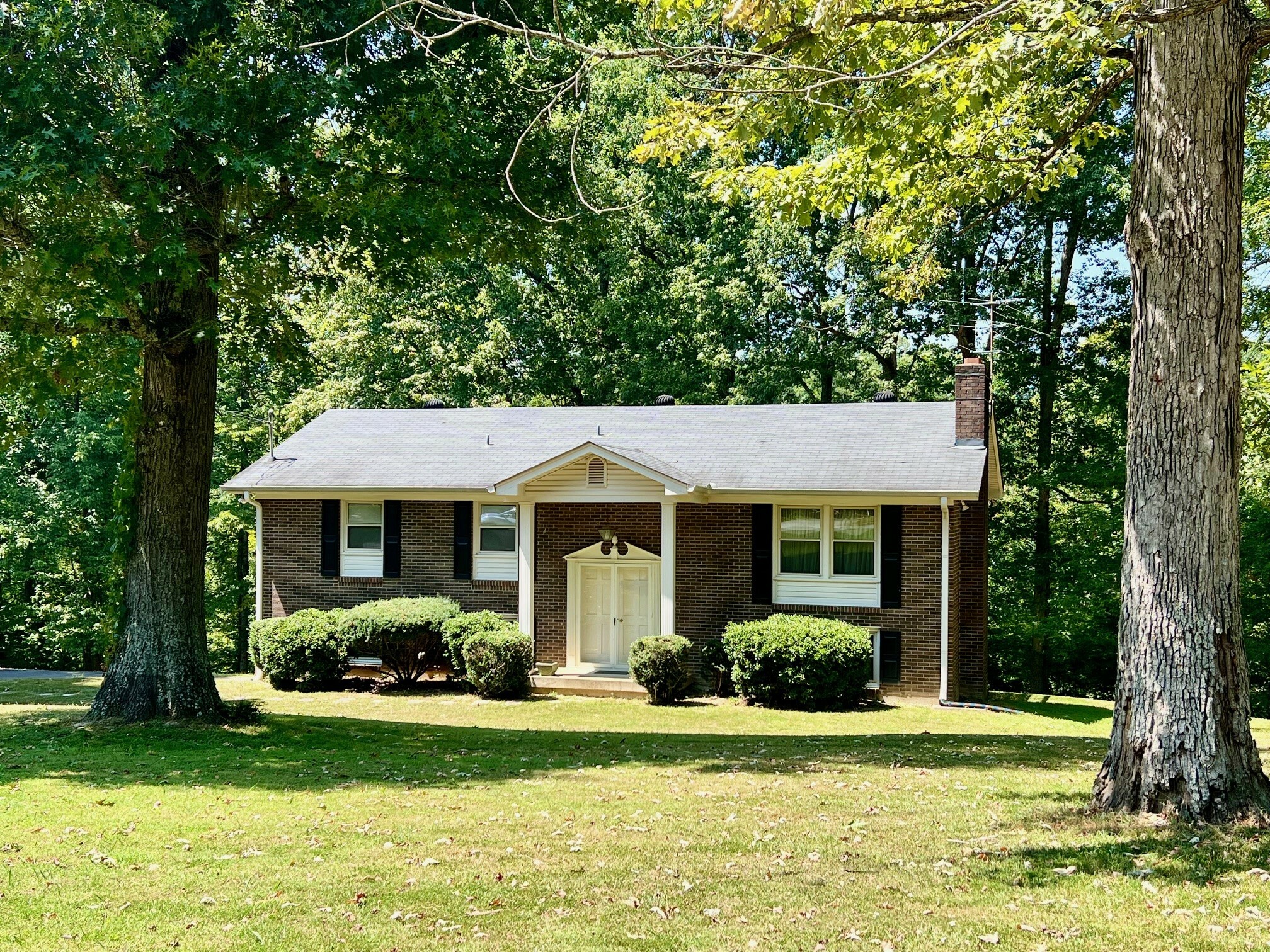 Property Photo:  3890 Cantarutti Rd  TN 37080 