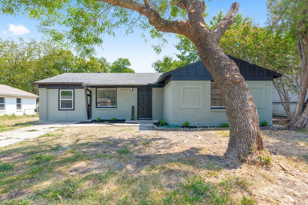 Property Photo:  4306 Scottsdale Drive  TX 75150 