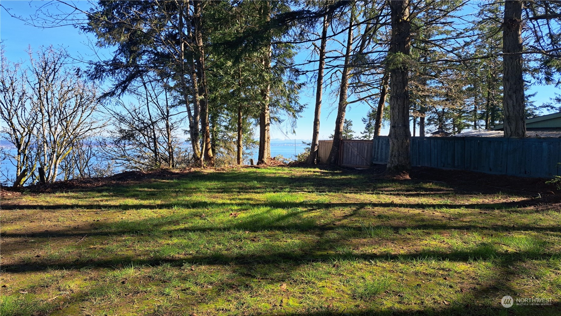 Property Photo:  4203 SE Camano Drive  WA 98282 