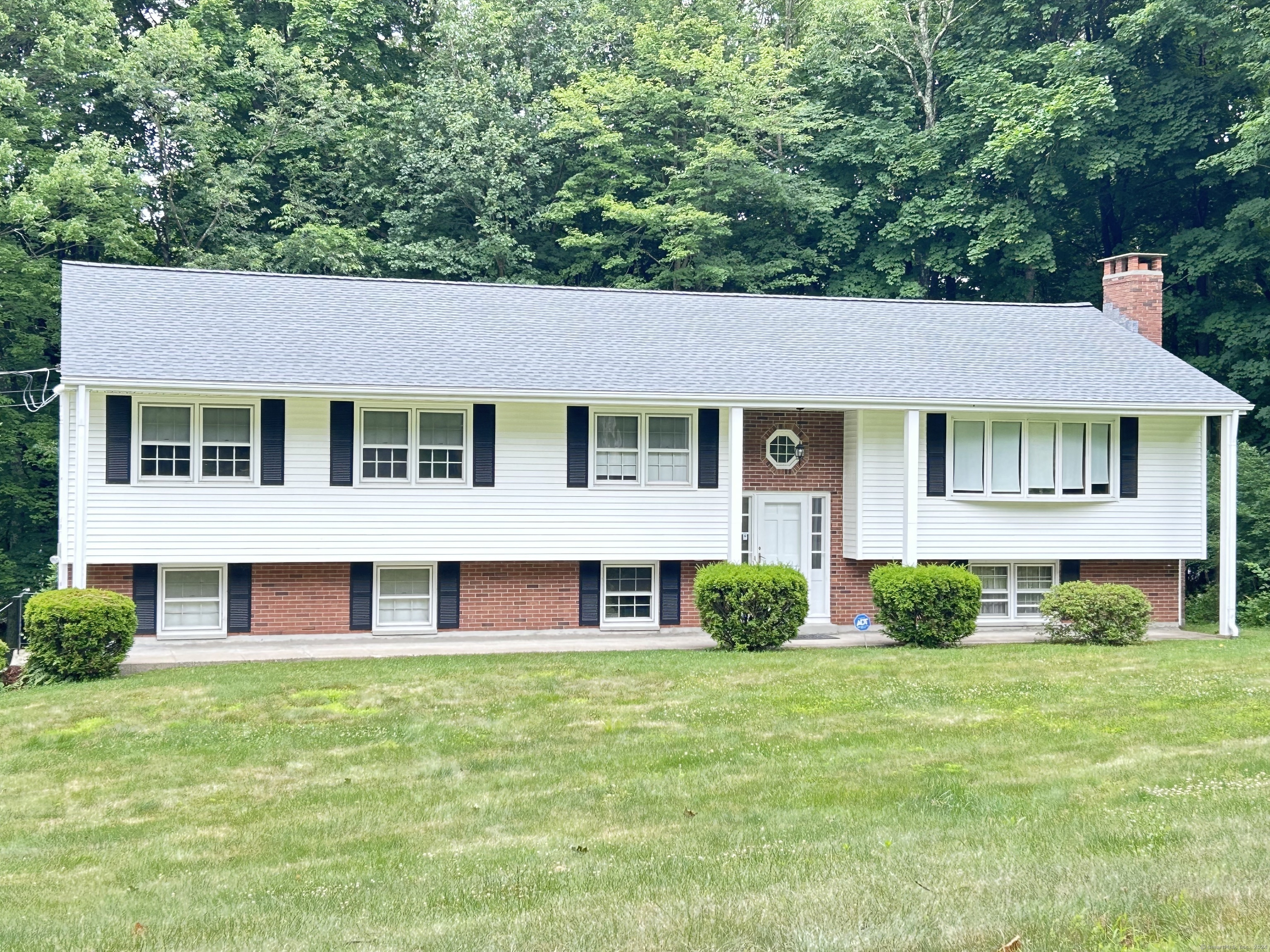 Property Photo:  11 Center View Road  CT 06525 