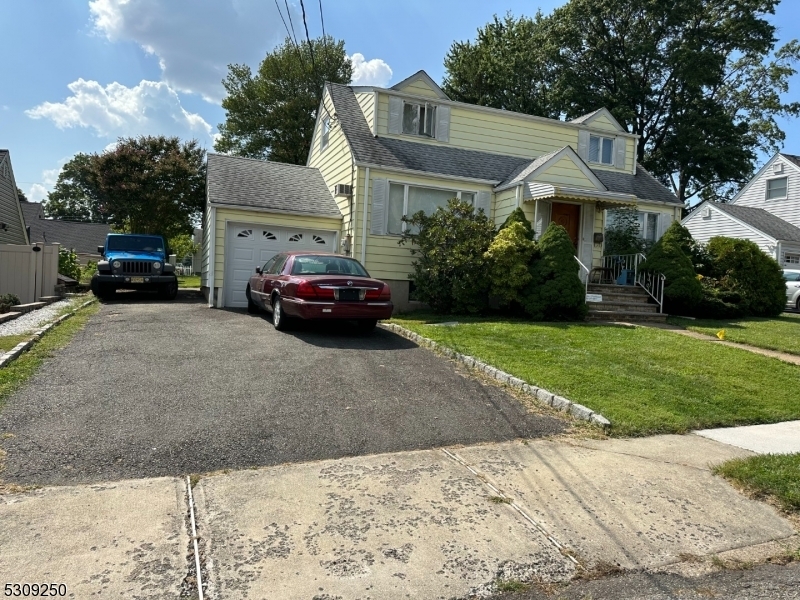 Property Photo:  12 Fairclough Pl  NJ 07410 