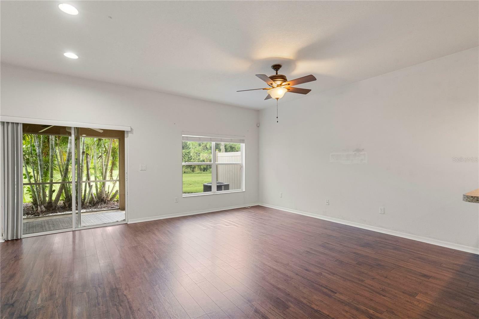 Property Photo:  11523 84th Street Circle E 105  FL 34219 