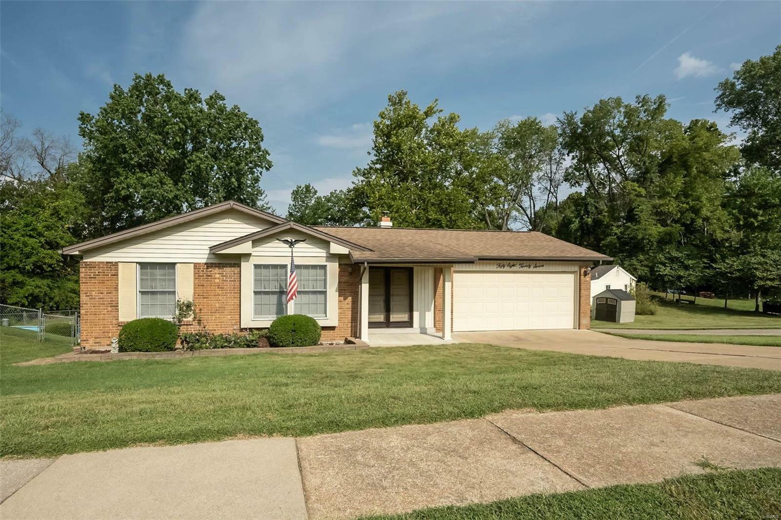 Property Photo:  5827 Bridleford Lane  MO 63129 