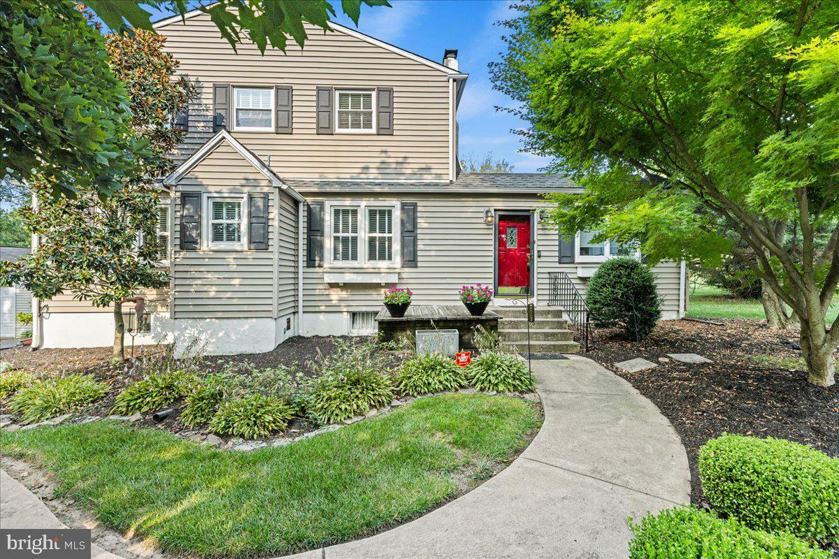 Property Photo:  1163 Richardson Avenue  PA 19020 