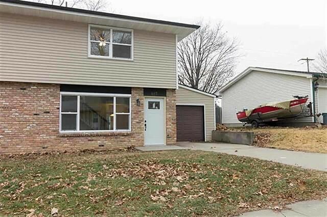 Property Photo:  445 N Stewart Street  IA 52317 